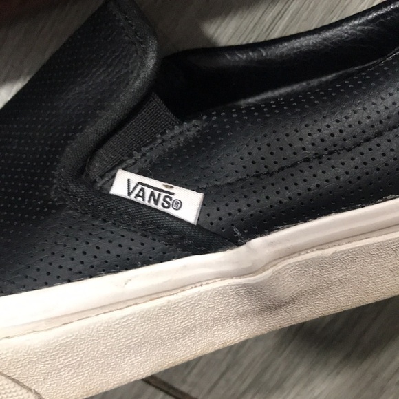 VANS PERFECT BLACK LEATHER SLIP-ON SNEAKERS size 6 women’s size 4.5 men’s - Picture 6 of 9